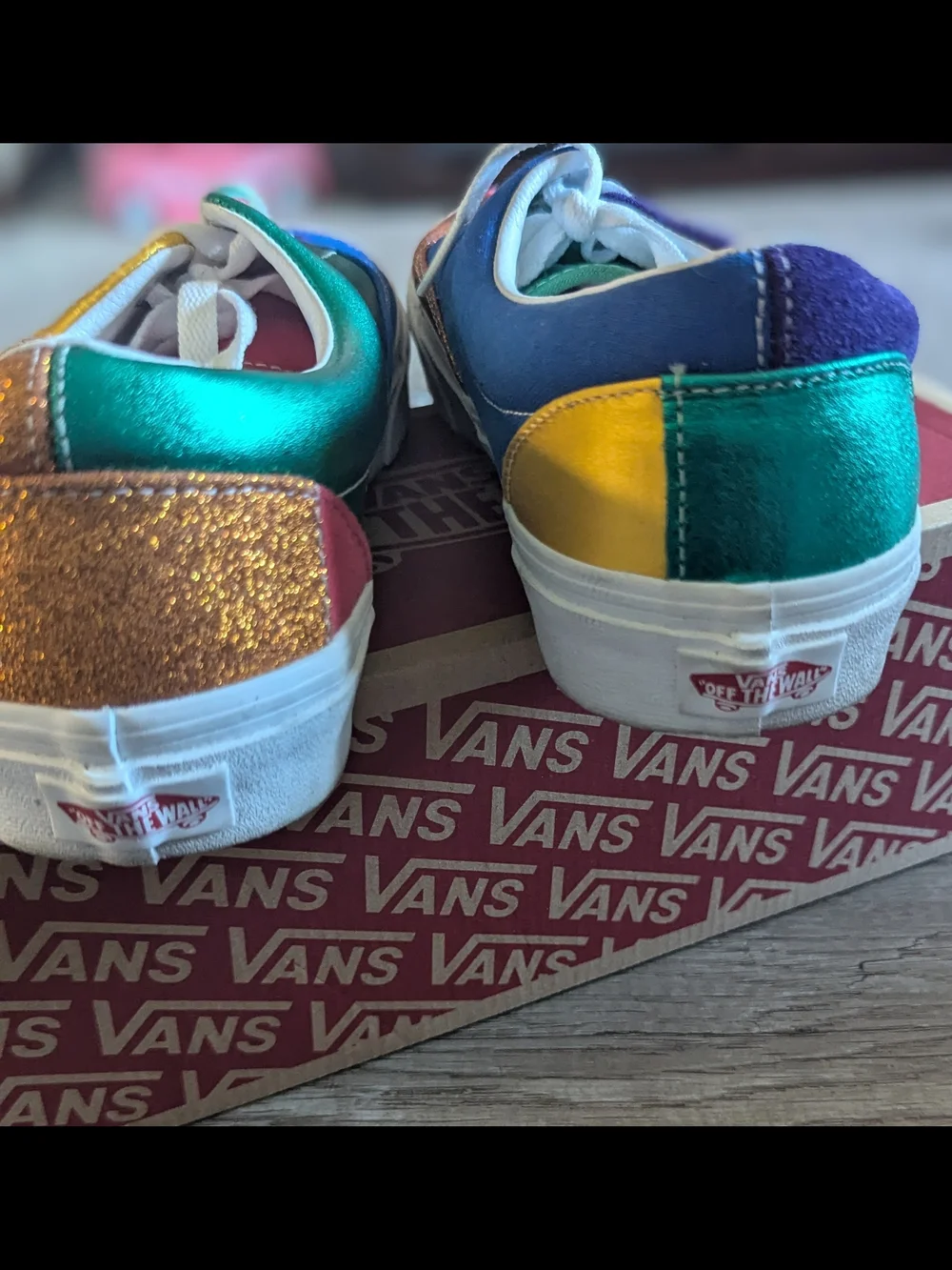 Vans women's  10.5/ mens 9 Multi-Color Patchwork Lace-Up Sneakers